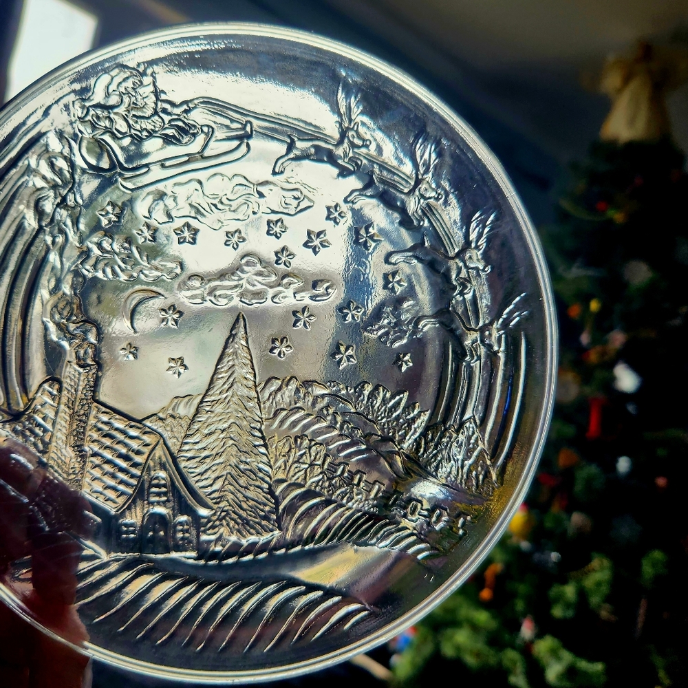 Set of 2 Glass Christmas Plates